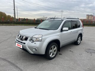 2014 Nissan X-Trail II Рестайлинг, серебристый, 1390000 рублей, вид 2