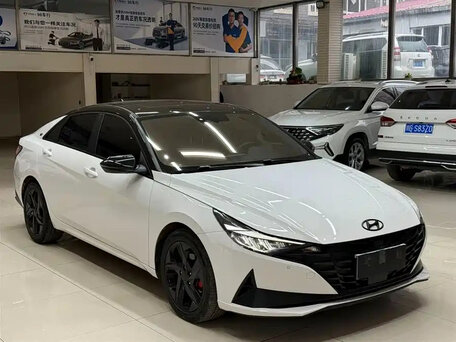 Hyundai Elantra VII (CN7)