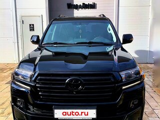 2015 Toyota Land Cruiser 200 Series Рестайлинг 2, чёрный, 6300000 рублей, вид 2