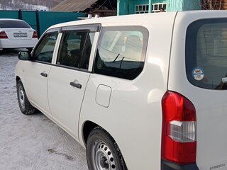 2017 Toyota Succeed I Рестайлинг, белый, 1200000 рублей, вид 3