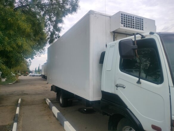 1994 Fuso (Mitsubishi) Fighter, белый, 2400000 рублей - вид 4