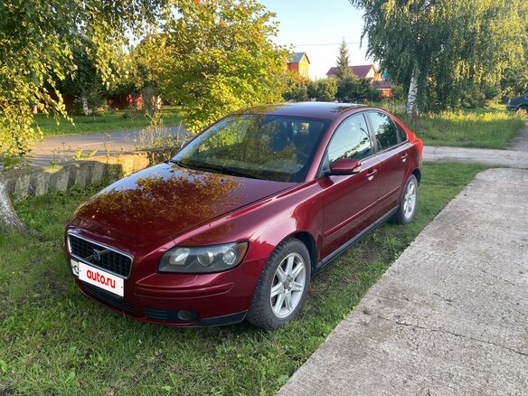 2006 Volvo S40 II, красный