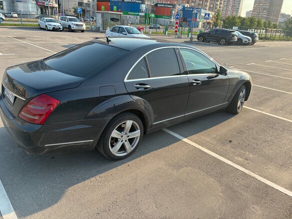 2009 Mercedes-Benz S-Класс 350 V (W221) Рестайлинг, чёрный, 1600000 рублей - вид 5