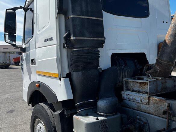 2012 Sinotruk Howo Прочие Кабины, белый, 3000000 рублей - вид 20