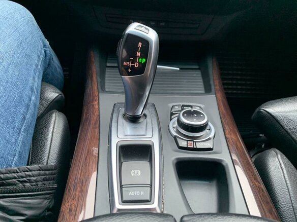 2010 BMW X5 30i II (E70), чёрный - вид 10