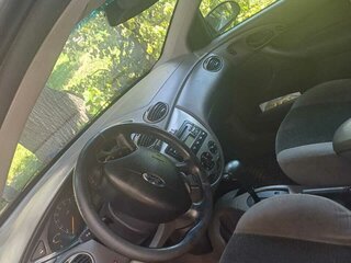 2002 Ford Focus I (North America), серебристый, 480000 рублей, вид 1