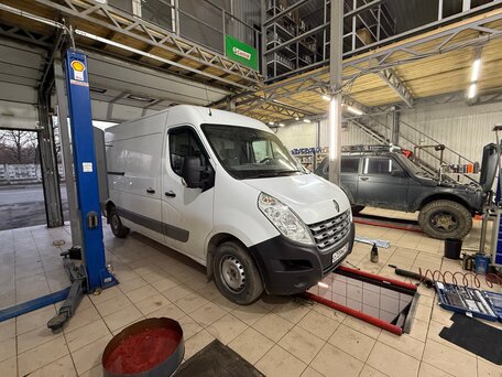 2014 Renault Master, белый, 1590000 рублей, вид 5