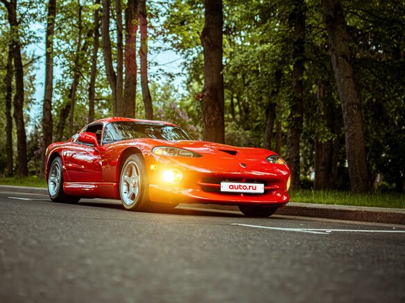 1998 Dodge Viper II, красный - вид 1
