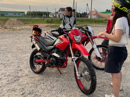 2015 Motoland TT250, красный, 80000 рублей, вид 5