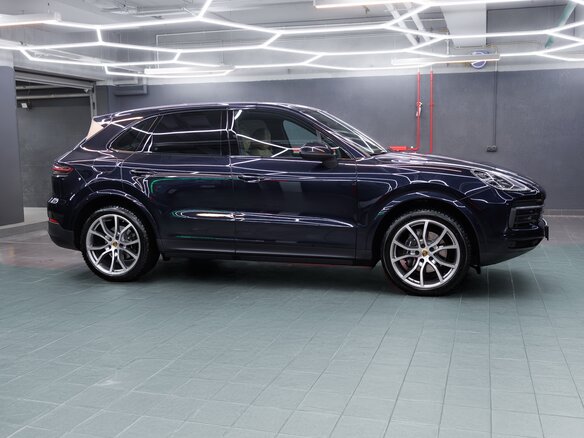 2020 Porsche Cayenne III, синий, 11500000 рублей - вид 6