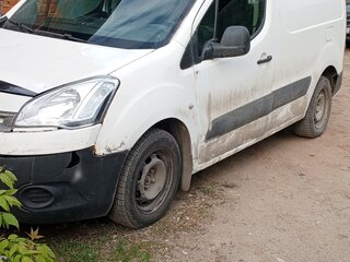 2012 Citroen Berlingo II, белый, 550000 рублей, вид 2