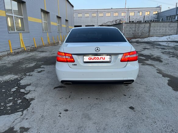 2012 Mercedes-Benz E-Класс 200 7G-Tronic IV (W212, S212, C207), белый, 1680000 рублей - вид 4