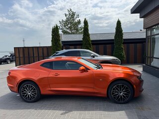 2019 Chevrolet Camaro VI Рестайлинг, красный, 2450000 рублей, вид 4