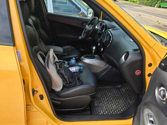 2015 Nissan Juke I Рестайлинг, жёлтый, 1600000 рублей - вид 2