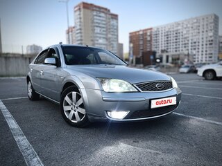 2005 Ford Mondeo III Рестайлинг, серебристый, 700000 рублей, вид 4