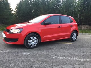 2011 Volkswagen Polo V, красный, 800000 рублей, вид 1