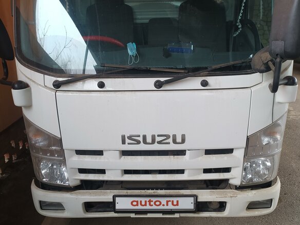 2013 Isuzu Elf (N-series), белый, 2000000 рублей