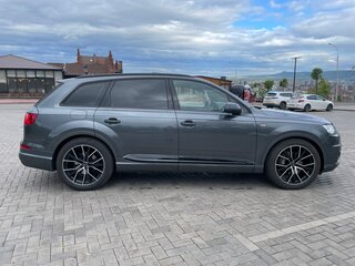 2019 Audi Q7 II (4M), серый, 6797000 рублей, вид 4