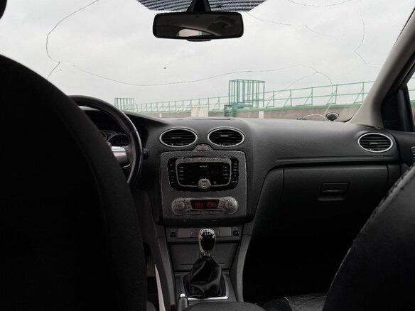 2011 Ford Focus II Рестайлинг, чёрный, 580000 рублей - вид 8