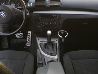 2011 BMW 1 серии 116i I (E81/E82/E87/E88) Рестайлинг, белый, 1100000 рублей, вид 5