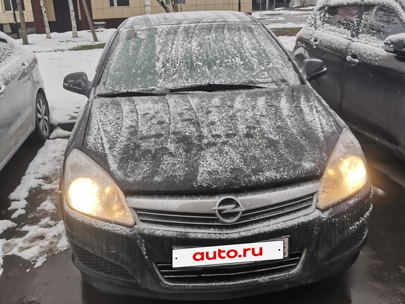 2011 Opel Astra H Рестайлинг, чёрный, 750000 рублей - вид 1