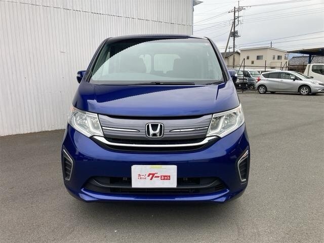 Открыть фотографии: Honda Stepwgn V