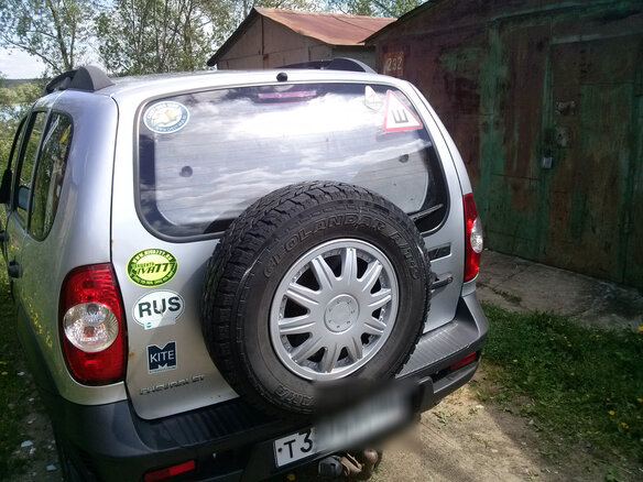 2011 Chevrolet Niva I Рестайлинг, серебристый - вид 6