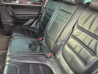 2013 Volkswagen Touareg II, чёрный, 2150000 рублей, вид 5