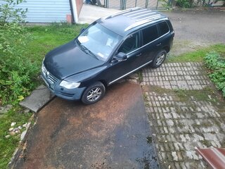 2008 Volkswagen Touareg I Рестайлинг, чёрный, 850000 рублей, вид 1