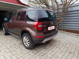 2016 Skoda Yeti I Рестайлинг, коричневый, 1250000 рублей, вид 3