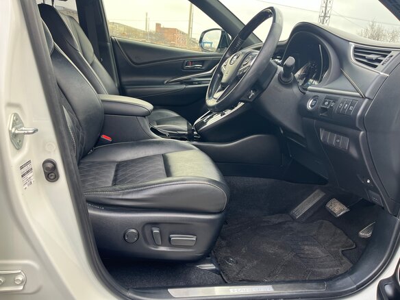2017 Toyota Harrier III (XU60) Рестайлинг, белый, 2550000 рублей - вид 10