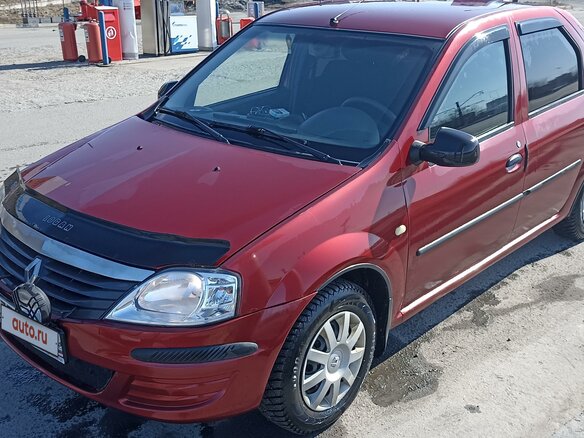 2010 Renault Logan I Рестайлинг, красный, 430000 рублей