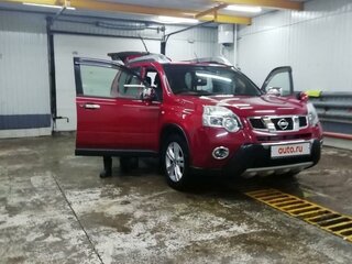 2010 Nissan X-Trail II Рестайлинг, красный, 1400000 рублей, вид 3