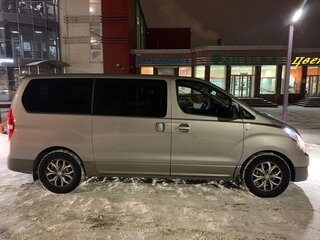 2016 Hyundai Grand Starex I Рестайлинг, серебристый, 2150000 рублей, вид 4