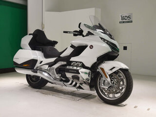 2018 Honda GL 1800 Gold Wing, белый, 2229176 рублей, вид 3