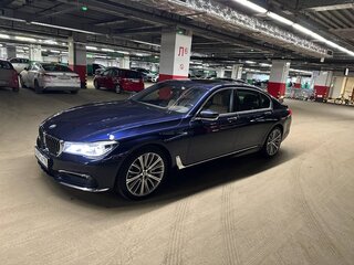 2015 BMW 7 серии Long 750Li xDrive VI (G11/G12), синий, 4890000 рублей, вид 1