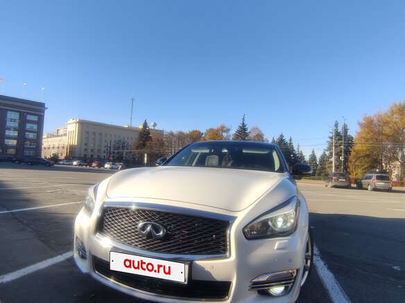 2015 Infiniti Q70 I Рестайлинг, белый, 2350000 рублей - вид 18