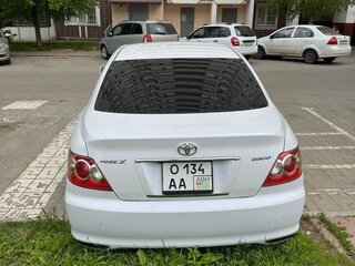 2006 Toyota Mark X I Рестайлинг, белый, 390000 рублей, вид 3