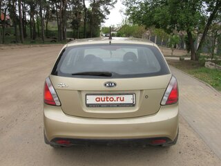 2010 Kia Rio II Рестайлинг, золотистый, 510000 рублей, вид 5