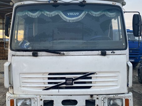 1992 Volvo FL, белый, 1150000 рублей, вид 1