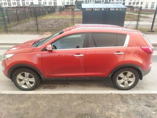 2013 Kia Sportage III, оранжевый, 900000 рублей, вид 2