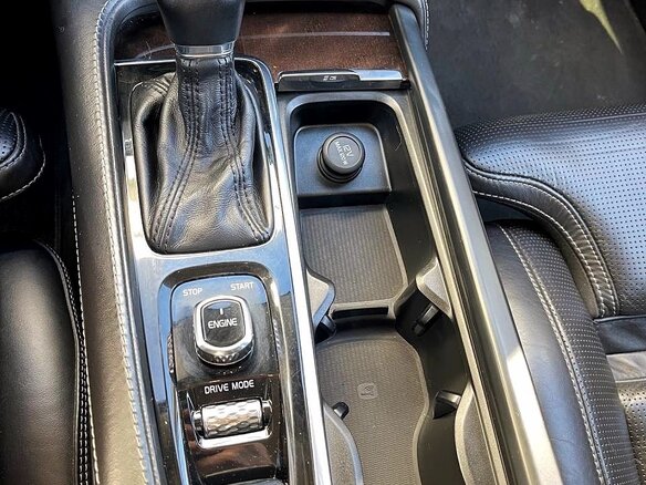 2016 Volvo XC90 II, серебристый, 3350000 рублей - вид 16