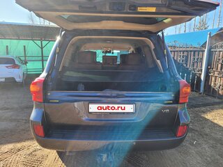 2014 Toyota Land Cruiser 200 Series Рестайлинг 1, серый, 3600000 рублей, вид 3