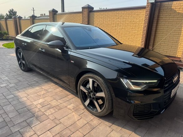 2018 Audi A6 55 TFSI V (C8), серый, 4600000 рублей
