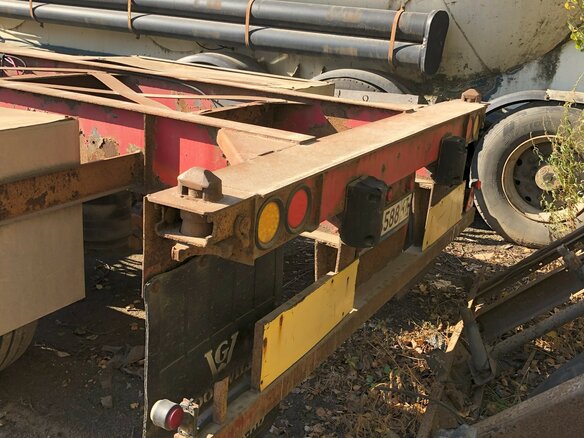 2000 Freightliner Century Class, красный, 1600000 рублей - вид 33