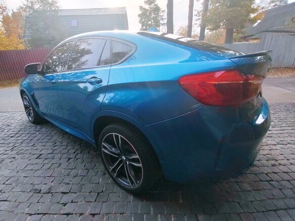2015 BMW X6 M II (F86), голубой, 5000000 рублей - вид 13