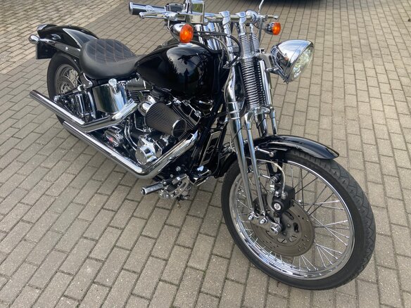 2004 Harley-Davidson Springer Softail, чёрный, 1100000 рублей - вид 2