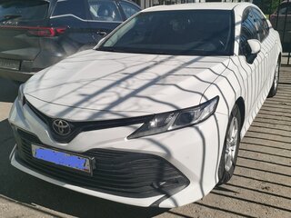 2018 Toyota Camry VIII (XV70), белый, 2200000 рублей, вид 1