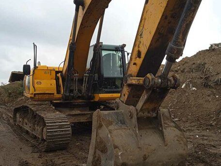 2013 JCB JS330, жёлтый, 4800000 рублей, вид 2