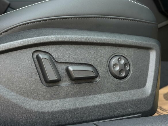 2025 Audi Q2 35 TFSI I Рестайлинг, серый, 4050000 рублей - вид 23